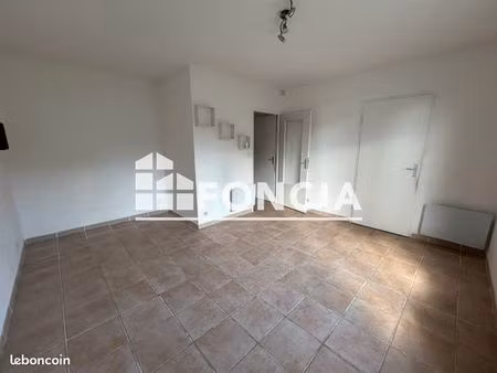 studio 1 pièce 25 m²