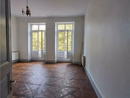 appartement 1 pièce 49 m²