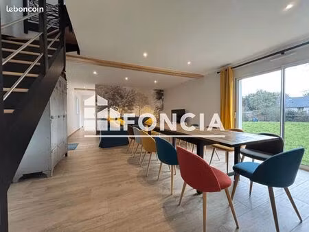 maison 7 pièces 161 m²