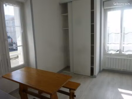 studio meublé libre mars