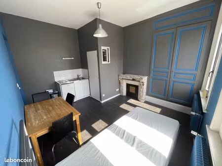 loue studio meublé proche centre et gare de corbie (80) - 11 min d'amiens