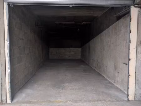 boxe garage à louer