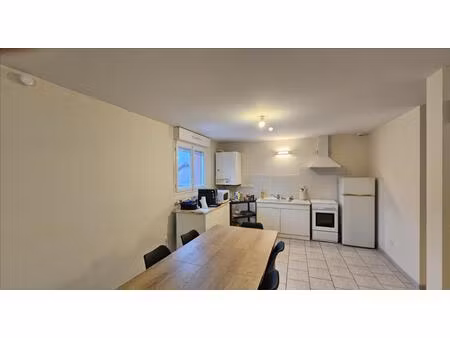 le syndicat- f2 avec garage et terrasse