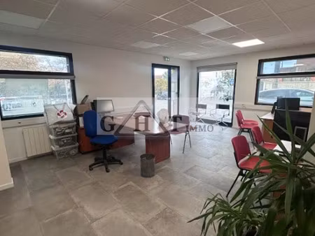 local commercial - bureaux a louer villeneuve le roi