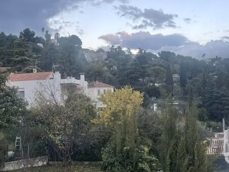 belle maison individuelle avec jardin