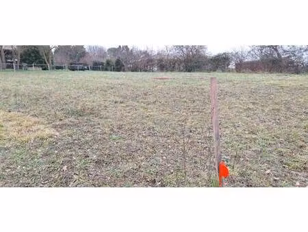 terrain constructible viabilisé à vendre