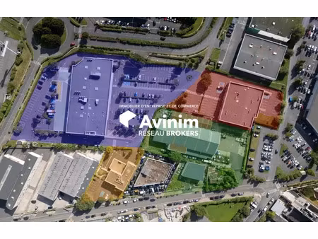 local commercial de 1248 m2 - emplacement n°1 zone commerciale