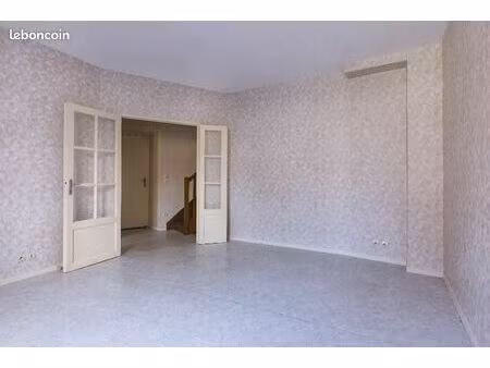 appartement 3 pièces 80 m²