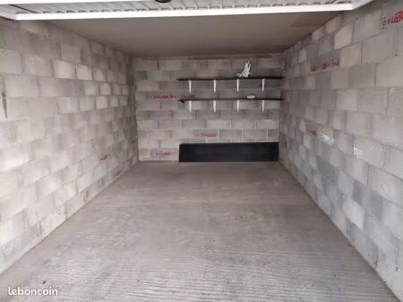 garage à louer