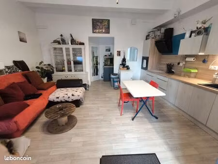 location maison dans un mas