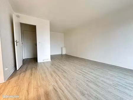 appartement 1 pièce 33 m²