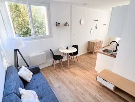studio 2 pièces 25 m²