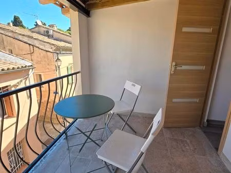 charmant t2 en centre ville avec terrasse