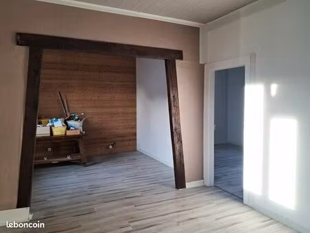 maison pont de roide