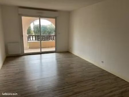 appartement grand t2 près du grand mail
