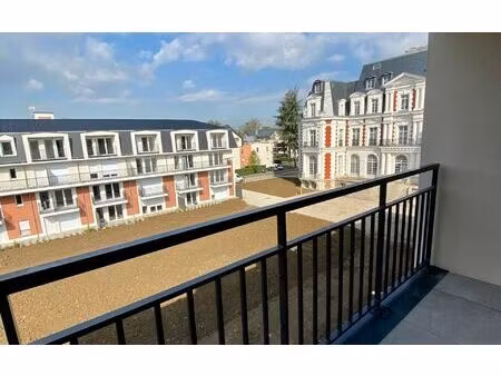 location appartement  60 m² t-3 à émerainville  1 130 €