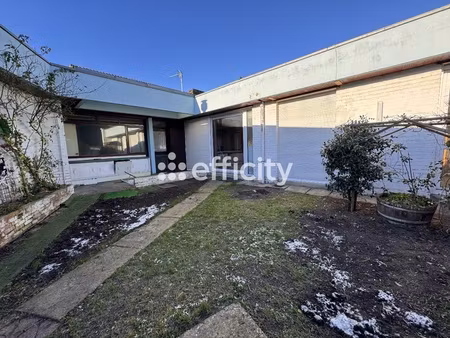 maison 10 pièces - 142 m²