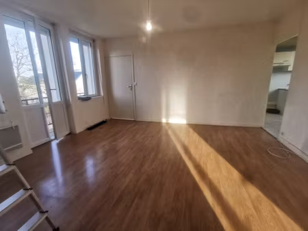 appartement t3 a louer avoine centre