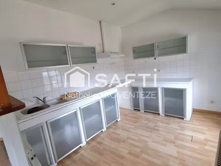 vue et l'emplacement parking