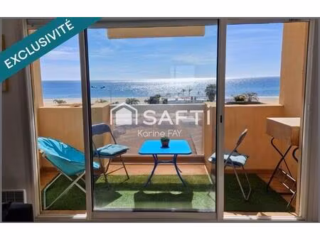 studio rénové avec magnifique vue mer