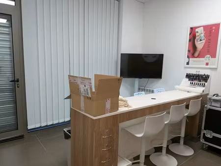 local commercial a vendre