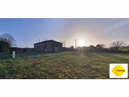 batiment en pierres à rénover avec permis de construire