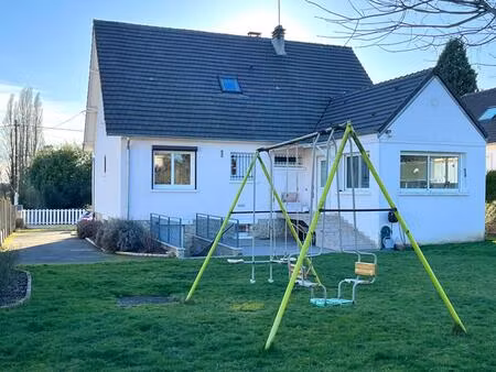 maison 6 pièce(s) 140 m2 - terrain 2556m²