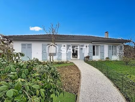 maison non mitoyenne 3 chambres avec garage et jardin