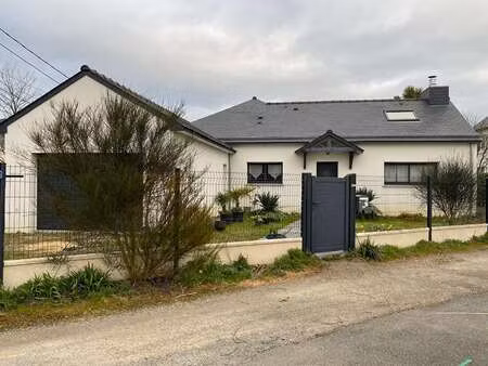 vente maison à vern-sur-seiche (35770) : à vendre / 240m² vern-sur-seiche