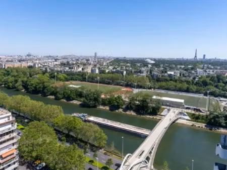 bureaux à louer / rooftop / services mutualisés