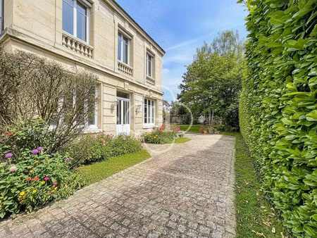 chatou bas - belle maison ancienne 6 pièces de 157 m² loué me