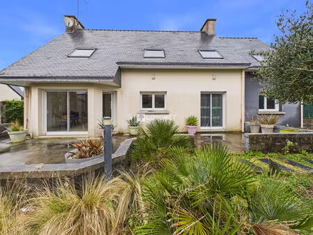 maison gouesnach 7 pièce(s) 140m2