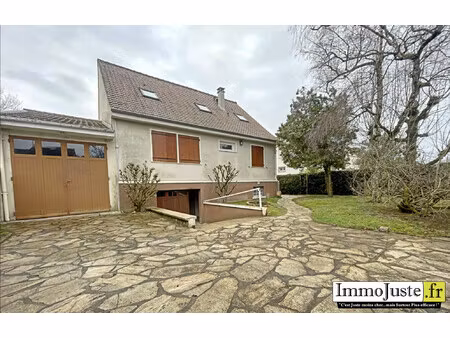 maison de 102m2 avec sous-sol total et grand garage