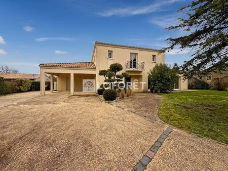 maison bonzac 6 pièce(s) 179 m2