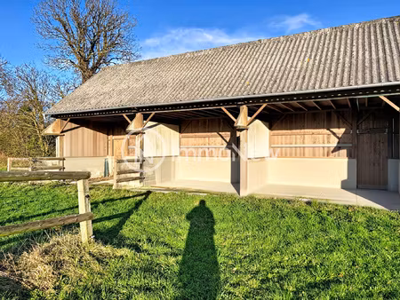 hangar avec box a chevaux 130 m2 sur terrain 13795 m2
