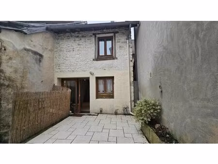 location maison de village 3 pièces 77 m2 à morestel