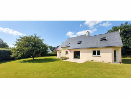 très belle maison plouvien suite parentale rdc