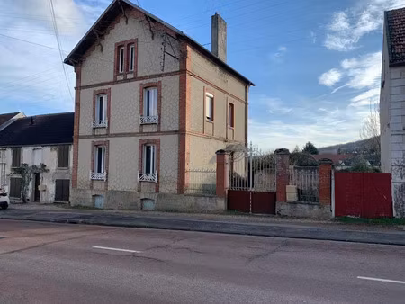 vente maison 5 pièces 126 m² à chateau-thierry (02400)  148 000 €