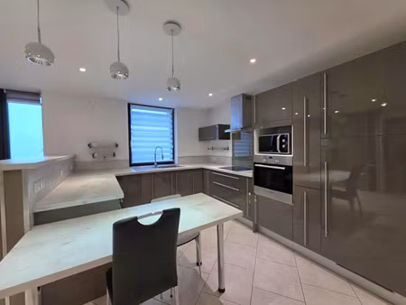 vente maison 5 pièces 87 m² à hirson (02500)  140 990 €