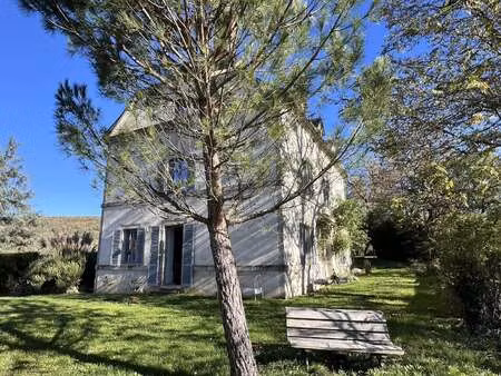 maison de luxe à vendre à figeac : 1 260 000 € | 600m²