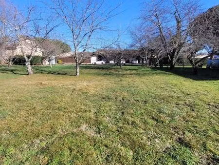 terrain 678 m² labege