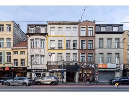 appartement te koop in borgerhout met 1 slaapkamer