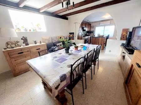 maison de village - charme authentique et confort moderne au cœur d’un village prisé entre