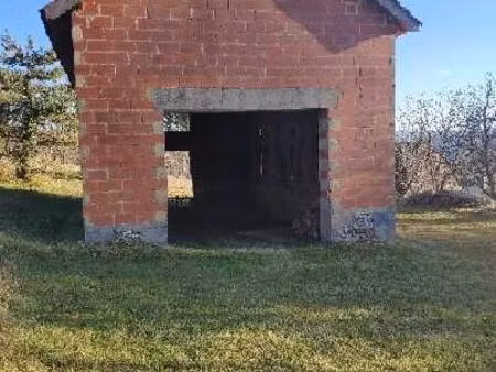 hangar à tabac à aménager