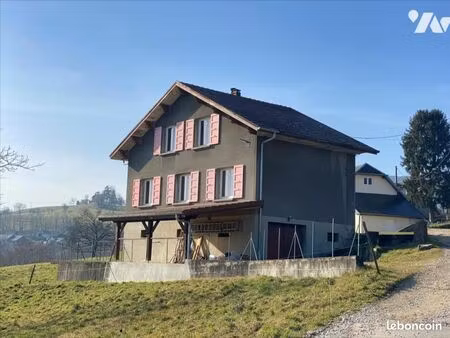 maison 6 pièces 95 m²