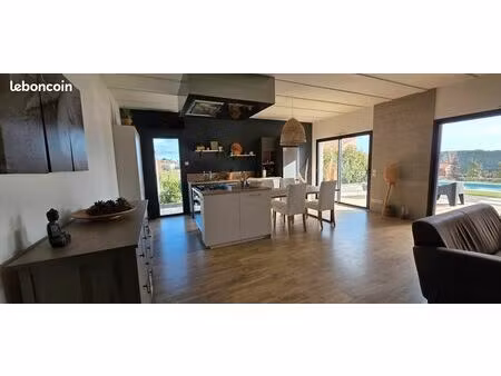 villa d'architecte contemporaine de 120m²