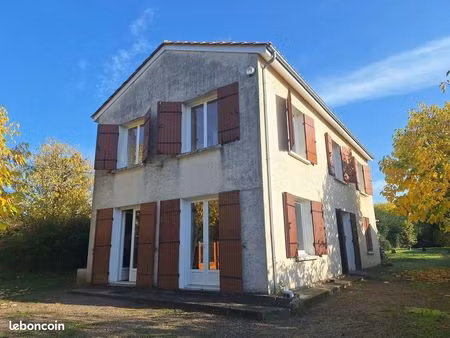 propriété 8 pièces 131 m²