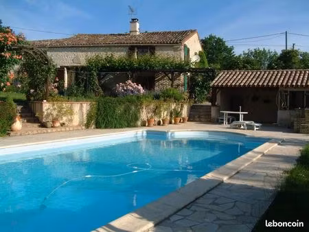 maison 7 pièces 203 m²