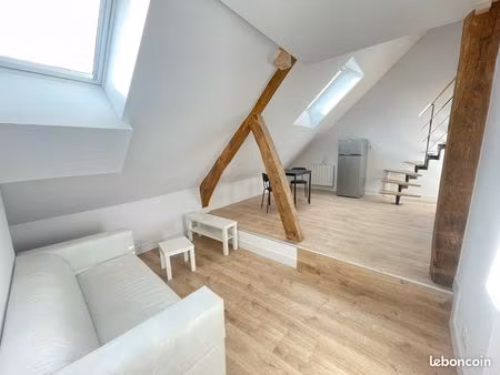 charmant t3 renové en duplex