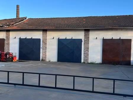 2 grands box + places parking